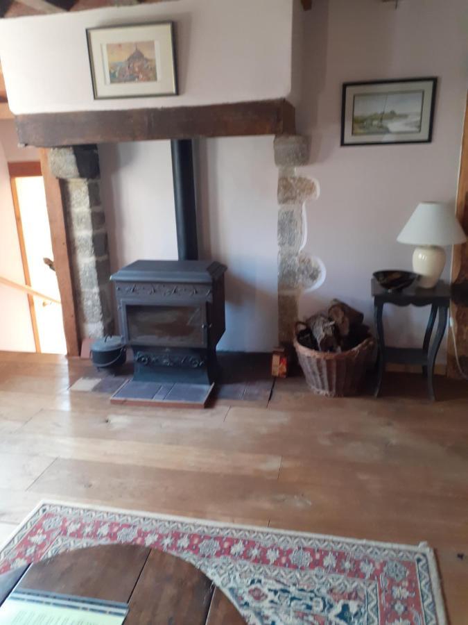Private Farmhouse For Six In The Countryside Saint-Pierre-sur-Orthe المظهر الخارجي الصورة
